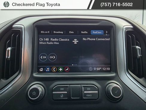 Used 2020 Chevrolet Silverado 1500 RST image 16