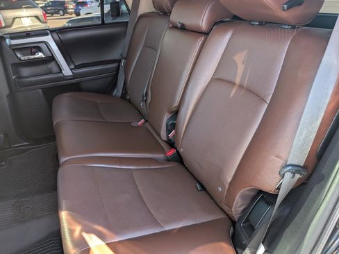 Used 2020 Toyota 4Runner 4WD image 13