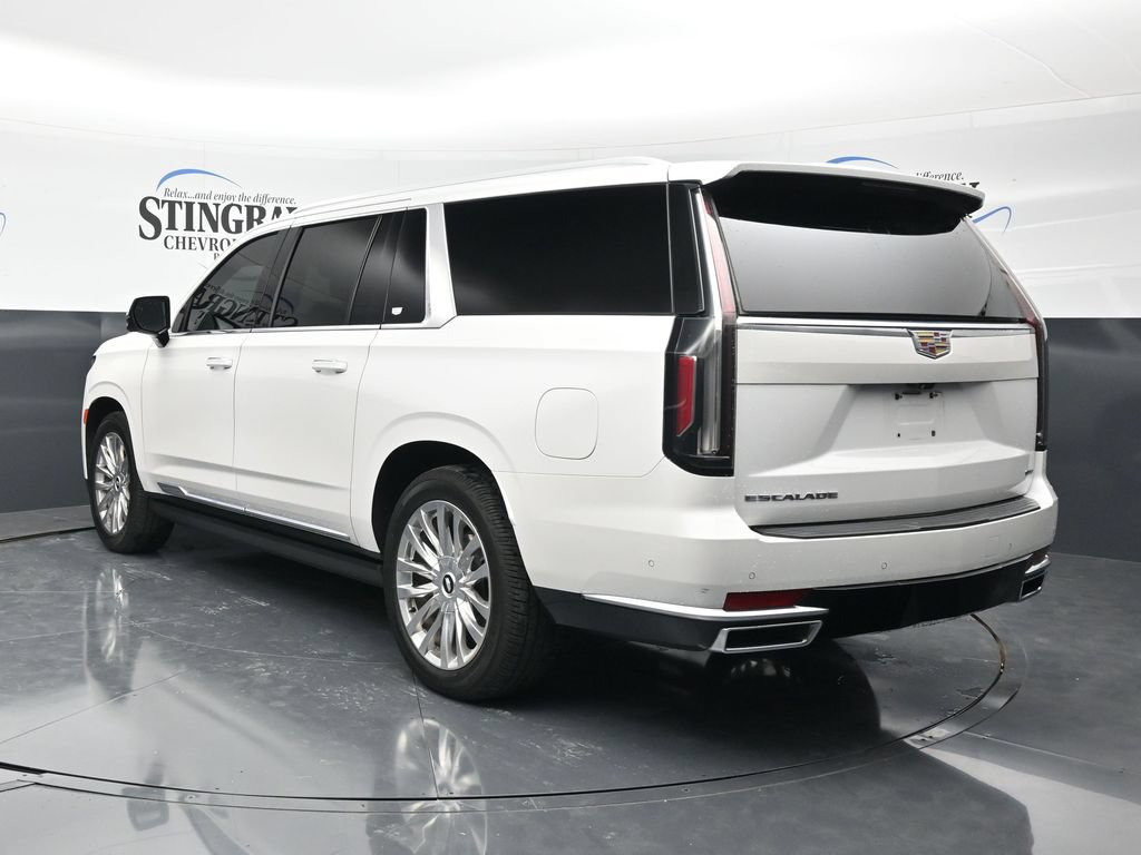 Used 2022 Cadillac Escalade ESV Premium Luxury w/ Performance Package AWD/4WD image 6