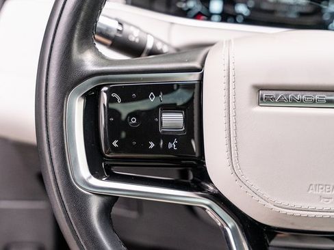 Used 2021 Land Rover Range Rover Evoque SE image 10