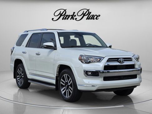 Used 2022 Toyota 4Runner Limited image 5