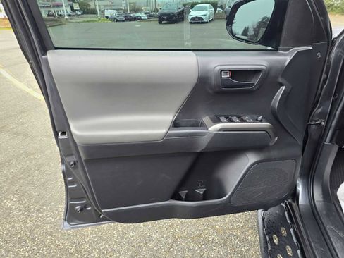 Certified 2023 Toyota Tacoma SR5 w/ Black Out Package (TMS) image 22