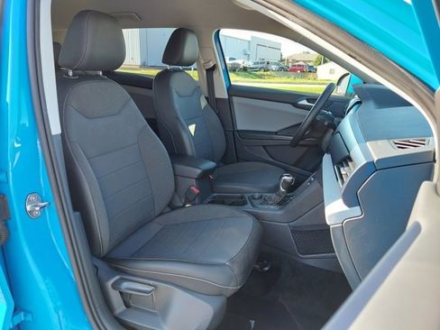 Used 2022 Volkswagen Taos SE image 23