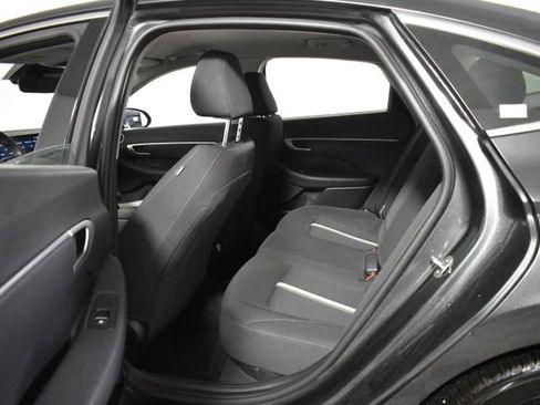 Used 2025 Hyundai Sonata SEL FWD image 27