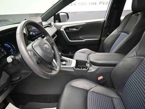 Used 2024 Toyota RAV4 XSE w/ Weather Package AWD/4WD image 16