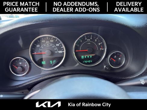 Used 2012 Jeep Wrangler Unlimited Sport image 19