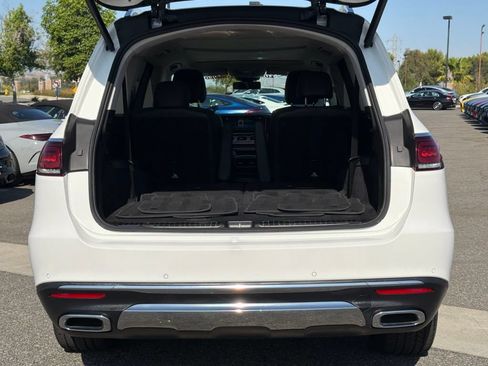 Used 2023 Mercedes-Benz GLS 450 4MATIC image 15