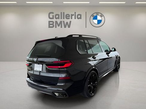 Used 2026 BMW X7 xDrive40i w/ M Sport Package image 6