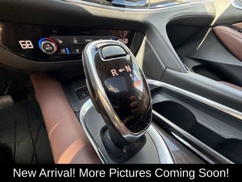 Certified 2020 Buick Enclave Avenir w/ Avenir Technology Package AWD/4WD image 16