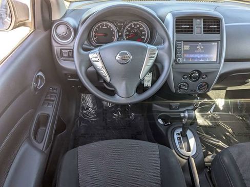 Used 2019 Nissan Versa SV image 14