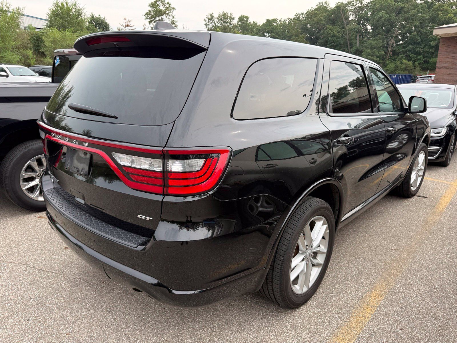 Used 2025 Dodge Durango GT AWD/4WD image 2
