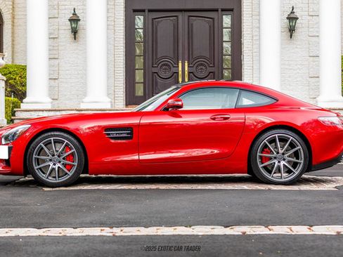 Used 2016 Mercedes-Benz AMG GT S image 3