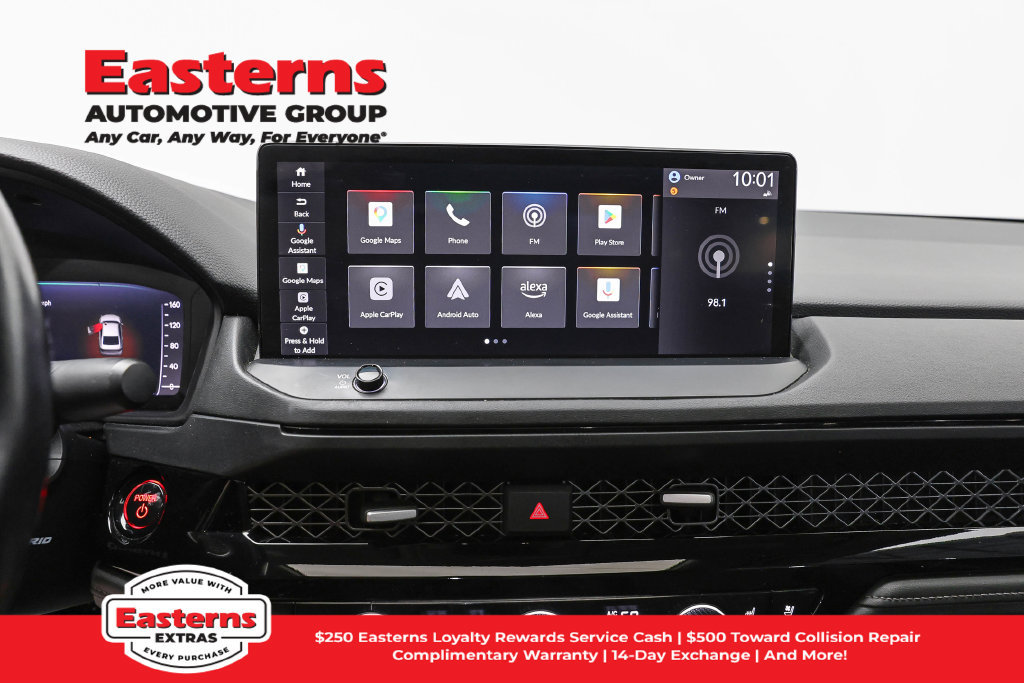 Used 2023 Honda Accord Touring image 13