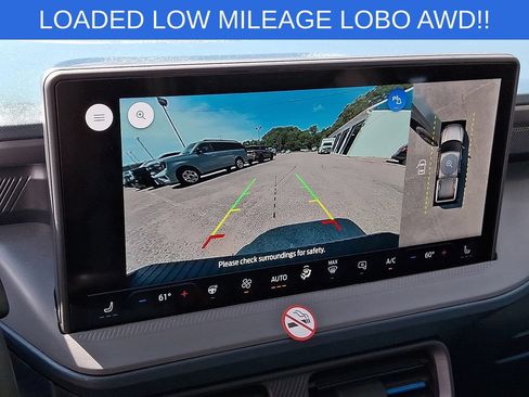 Used 2025 Ford Maverick Lobo AWD/4WD image 18
