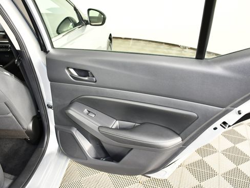 Used 2024 Nissan Altima 2.5 SV image 42