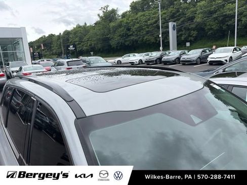 Used 2022 Kia Telluride SX w/ SX Prestige Package AWD/4WD image 6
