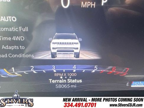 Used 2024 Jeep Wagoneer Series II image 12