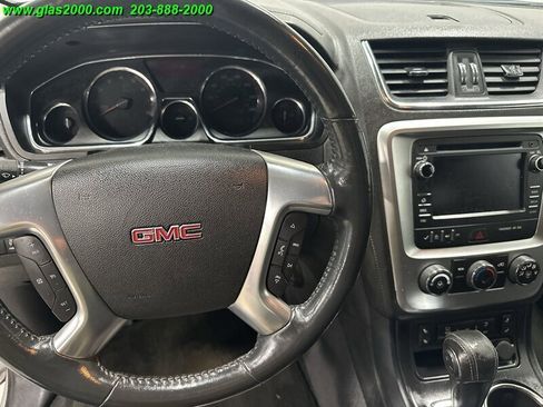 Used 2015 GMC Acadia SLE image 26