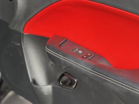 Used 2020 Dodge Challenger SRT Hellcat image 36