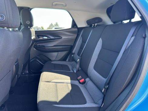 Used 2025 Chevrolet TrailBlazer LT AWD/4WD image 14