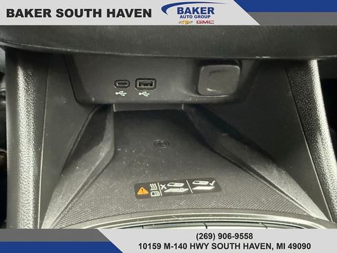 Used 2024 Buick Envista Preferred w/ Convenience II Package image 25