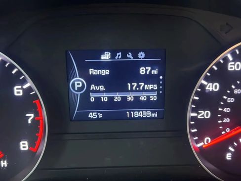 Used 2018 Kia Sportage LX image 12