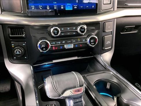 Used 2021 Ford F150 Lariat AWD/4WD image 8