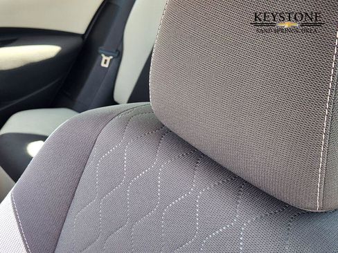 Used 2025 Toyota Corolla LE image 16