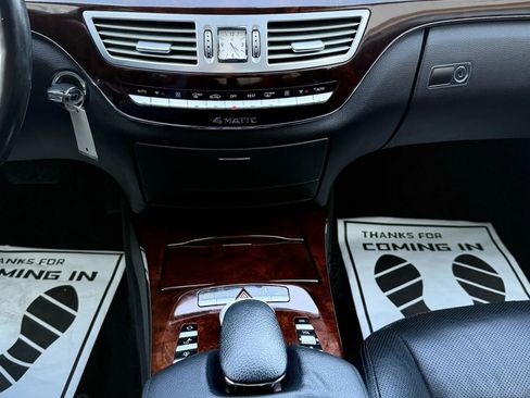 Used 2013 Mercedes-Benz S 550 4MATIC image 21