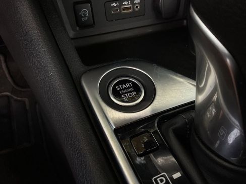 Used 2025 Nissan Sentra SV FWD image 19