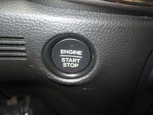 Used 2021 Ford Ranger Lariat w/ Equipment Group 501A High image 25