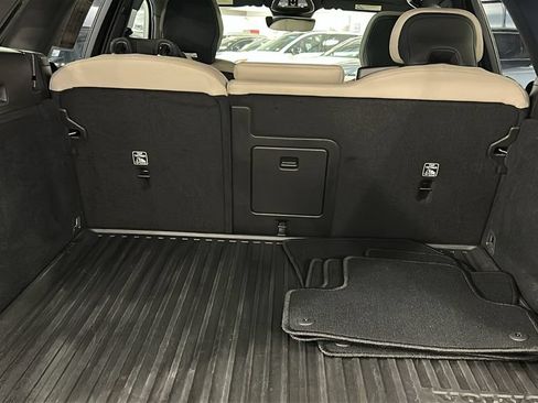 Certified 2026 Volvo XC60 B5 Plus AWD/4WD image 27