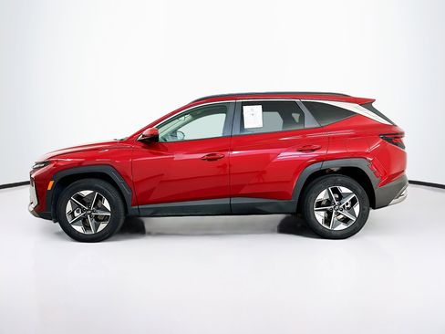Used 2025 Hyundai Tucson SEL AWD/4WD image 4