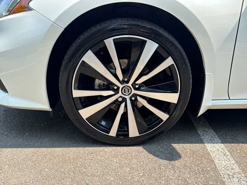 Used 2022 Nissan Altima 2.5 SR AWD/4WD image 26