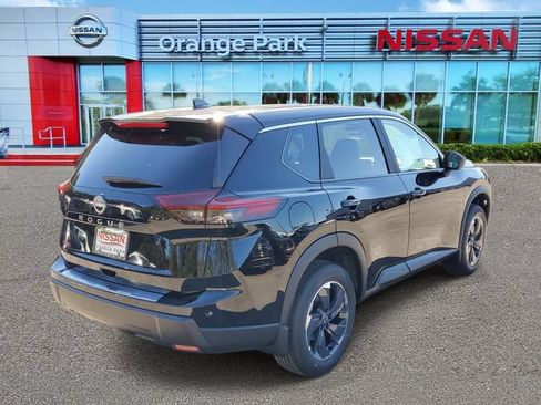 New 2026 Nissan Rogue SV w/ Cold Weather Package FWD image 2