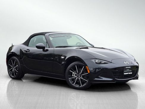 Certified 2025 MAZDA MX-5 Miata Grand Touring RWD image 1