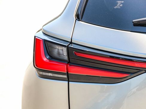 Certified 2024 Lexus NX 350h AWD image 8