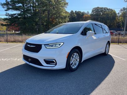 Used 2022 Chrysler Pacifica Touring-L