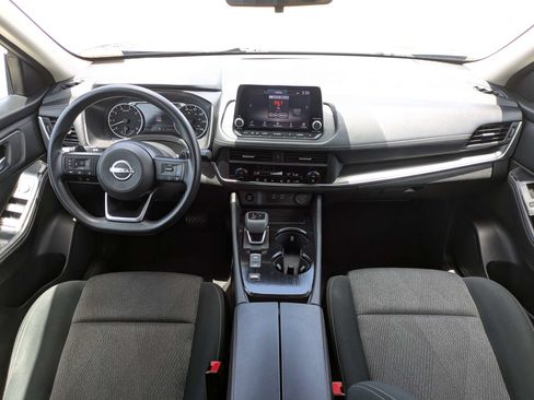 Used 2024 Nissan Rogue SV FWD image 16