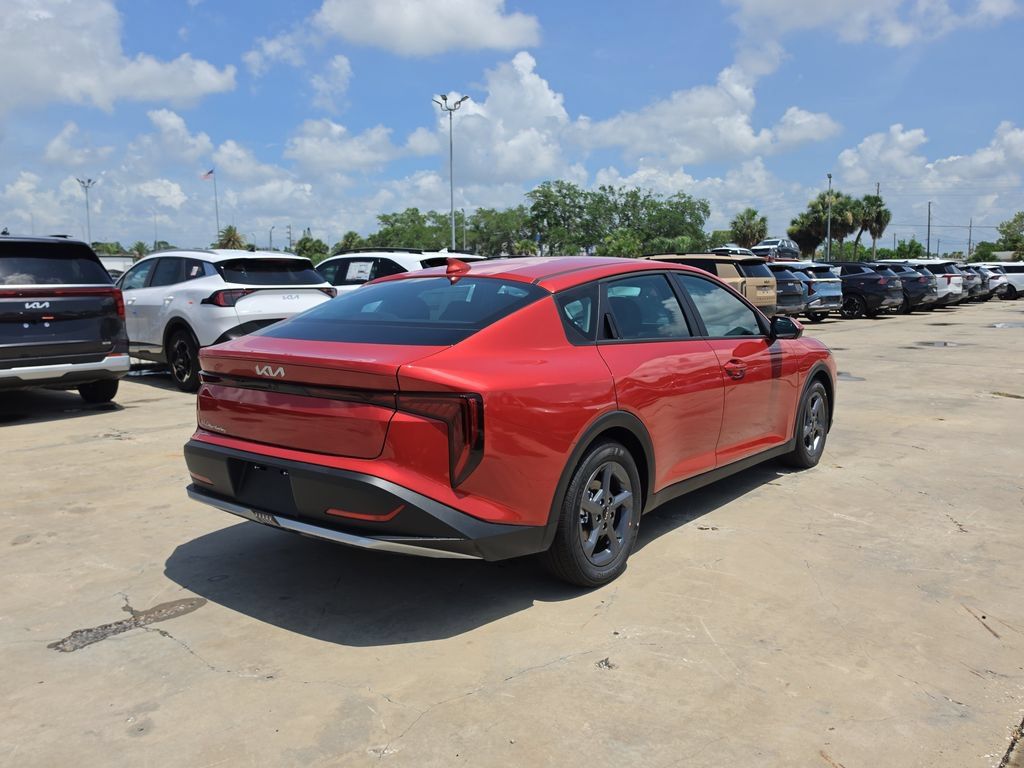New 2026 Kia K4 FWD image 8