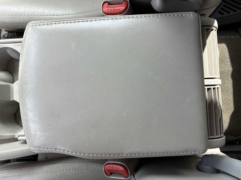 Used 2007 Jeep Grand Cherokee Limited w/ Skid Plate Group image 22