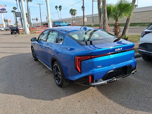 New 2025 Kia K4 GT-Line image 5
