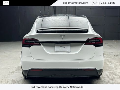 Used 2022 Tesla Model X Plaid image 5