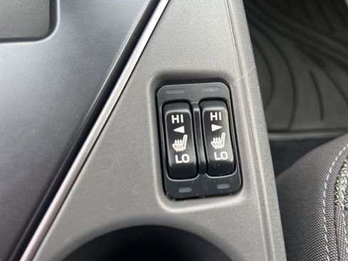 Used 2024 Subaru Crosstrek 2.0i Premium image 57