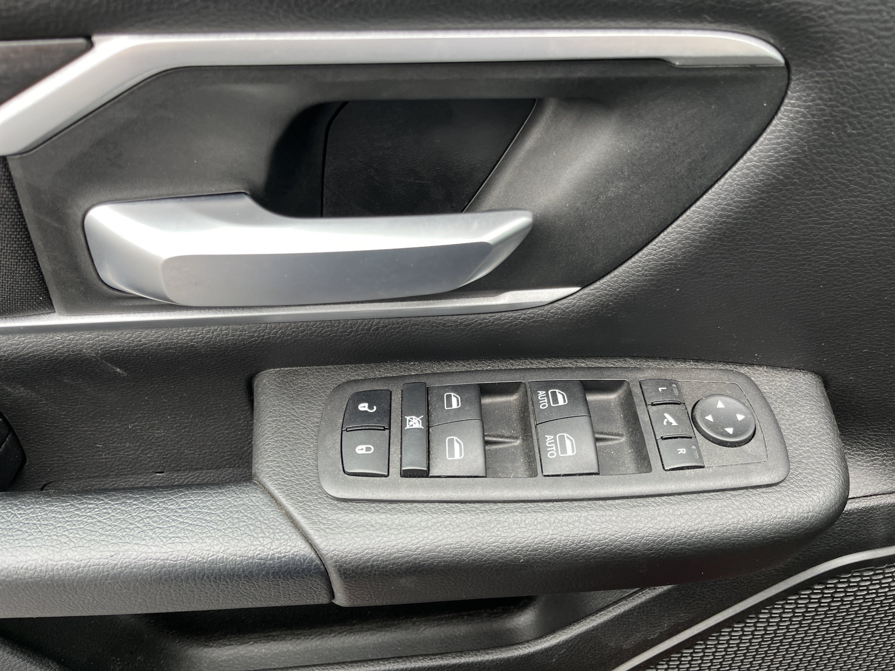 Used 2024 RAM 1500 Big Horn AWD/4WD image 21