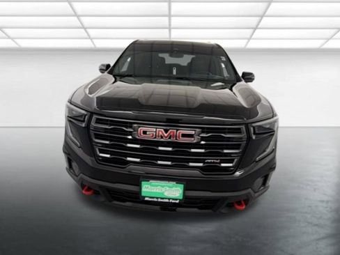 Used 2024 GMC Acadia AT4 w/ Luxury Package image 2