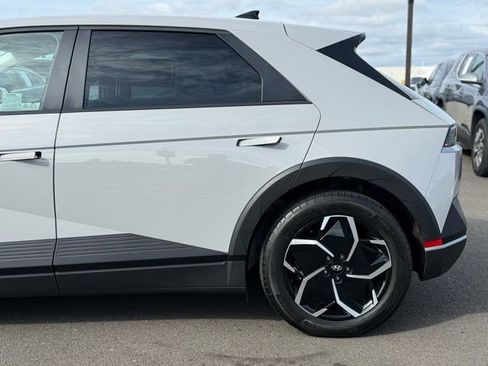 Certified 2024 Hyundai Ioniq 5 SEL image 6