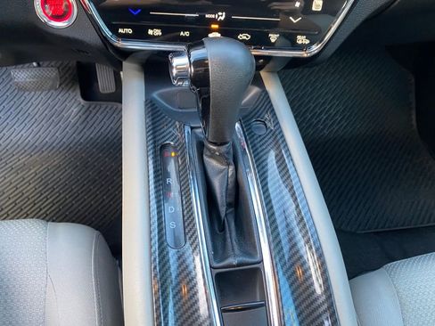 Used 2019 Honda HR-V EX image 35