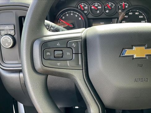 Used 2026 Chevrolet Silverado 1500 Custom image 36
