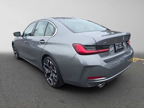 Used 2026 BMW 330i xDrive Sedan w/ Convenience Package AWD/4WD image 5